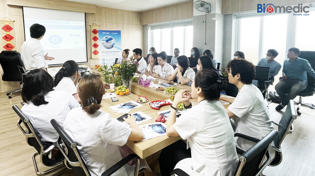 Sinh hoạt khoa học tại Bệnh viện Phụ sản Hà Nội